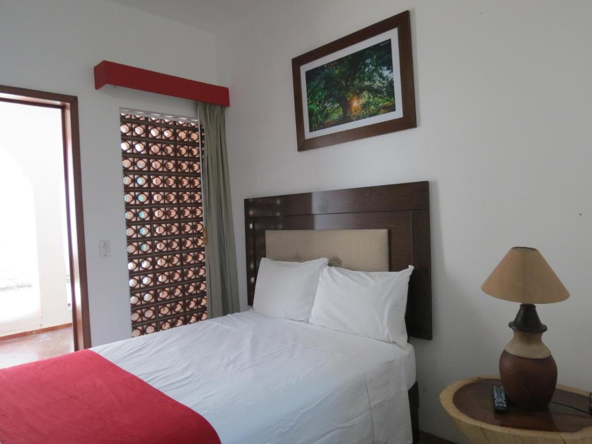 Los Suspiros Hotel Boutique By Rotamundos Comala エクステリア 写真